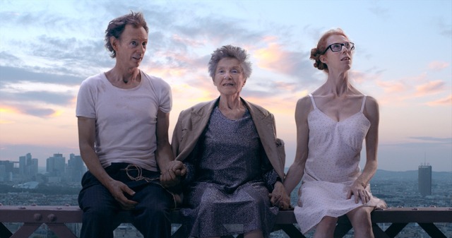 『ロスト・イン・パリ』（C）Courage mon amour-Moteur s'il vous plait-CG Cinema