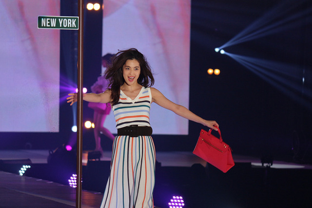 -(C)マイナビ GirlsAward 2017 SPRING／SUMMER