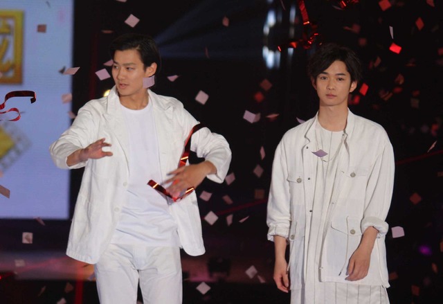 -(C)マイナビ GirlsAward 2017 SPRING／SUMMER