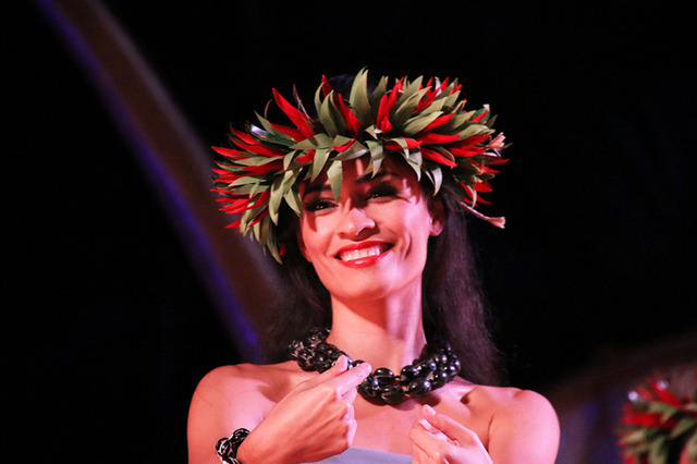 「カ・ヴァア：ルアウ・アット・アウラニ」レポ