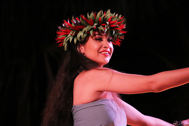 「カ・ヴァア：ルアウ・アット・アウラニ」レポ