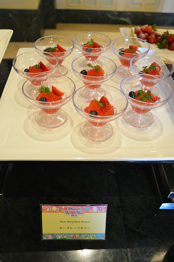 ディナーブッフェ「シャーウッドガーデン・レストラン」