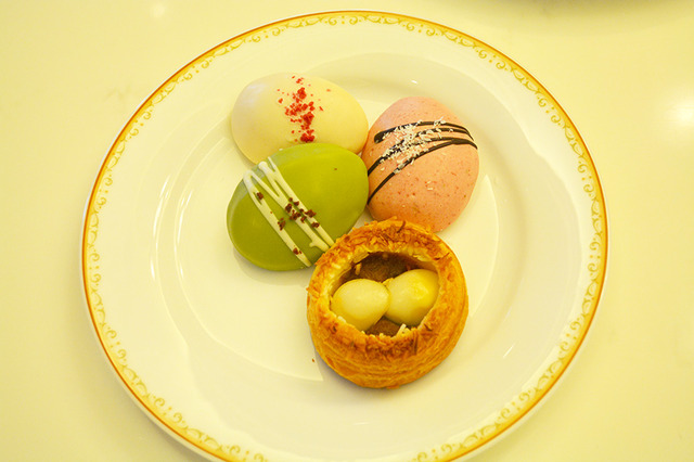 ディナーブッフェ「シャーウッドガーデン・レストラン」