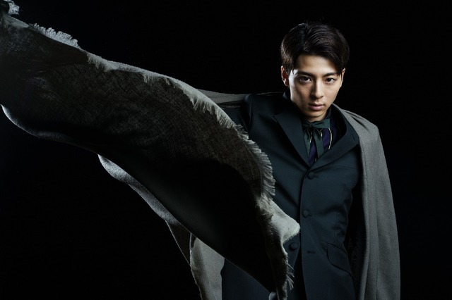 撮影：須田卓馬／高杉真宙2nd写真集「20/7」