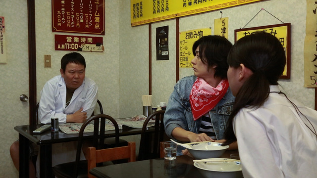 『エル・シュリケン vs 新昆虫デスキート』