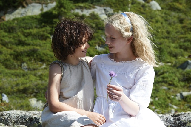 『ハイジ アルプスの物語』（Ｃ）2015 Zodiac Pictures Ltd / Claussen+Putz Filmproduktion GmbH / Studiocanal Film GmbH