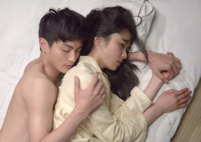 草刈民代／『月と雷』（C）角田光代／中央公論新社　（C）２０１７「月と雷」製作委員会