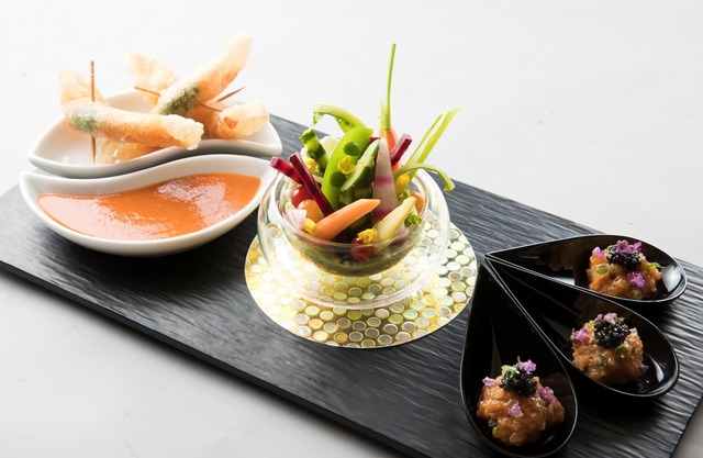 「ヴーヴ・クリコ カーニバル」ジョエル・ロブションとコラボレーションした特別メニュー