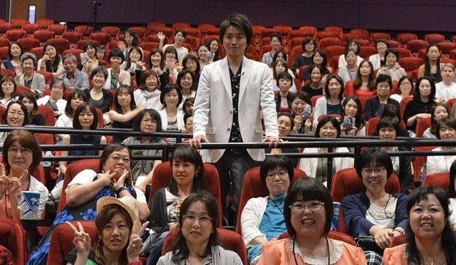 上映会／『22年目の告白―私が殺人犯です―』（C）2017 映画「22年目の告白－私が殺人犯です－」製作委員会