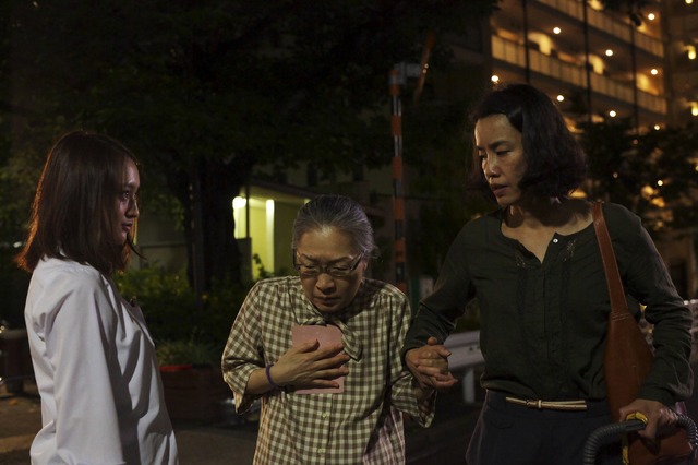 『ハローグッバイ』（C）2016 Sony Music Artists Inc.