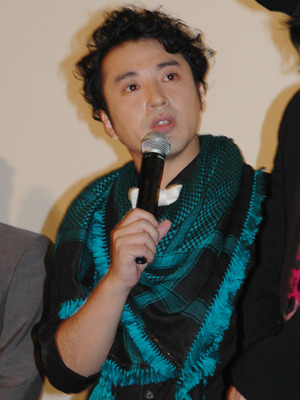 『シュアリー・サムデイ』初日舞台挨拶