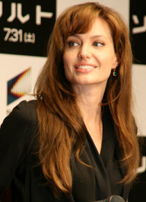 『ソルト』アンジェリーナ・ジョリー来日会見