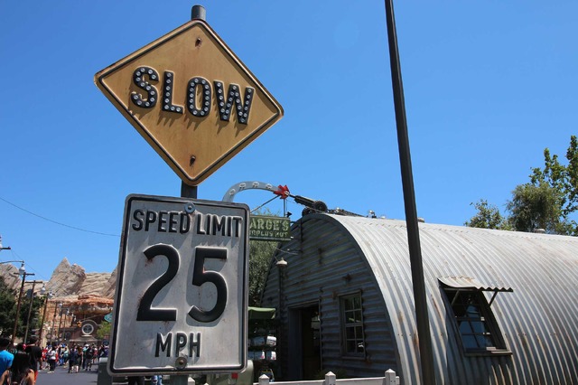 ディズニー・カリフォルニア・アドベンチャー・パーク「カーズランド」