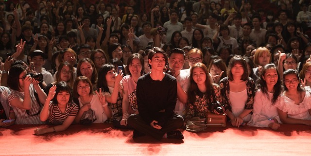 『二度めの夏、二度と会えない君』(C)赤城大空・小学館／ 『二度めの夏、二度と会えない君』パートナーズ