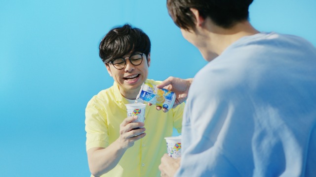 「氷結（R） ICEBOX『あたらしくいこう 2017』高橋一生×浜野謙太」篇　CM