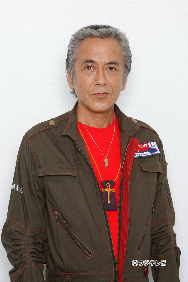 梶寿志（寺島進）