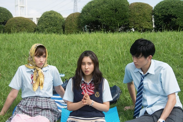 『兄に愛されすぎて困ってます』(C)2017「兄こま」製作委員会　　　　　　　　　　 (C)夜神里奈／小学館