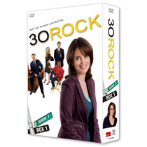 「30 ROCK／サーティー・ロック」 Film (C) 2006/2007 Universal Studios. All Rights Reserved. Packaging Design (C) 2010 DAYLIGHT INC./Fuji Television INC.All Rights