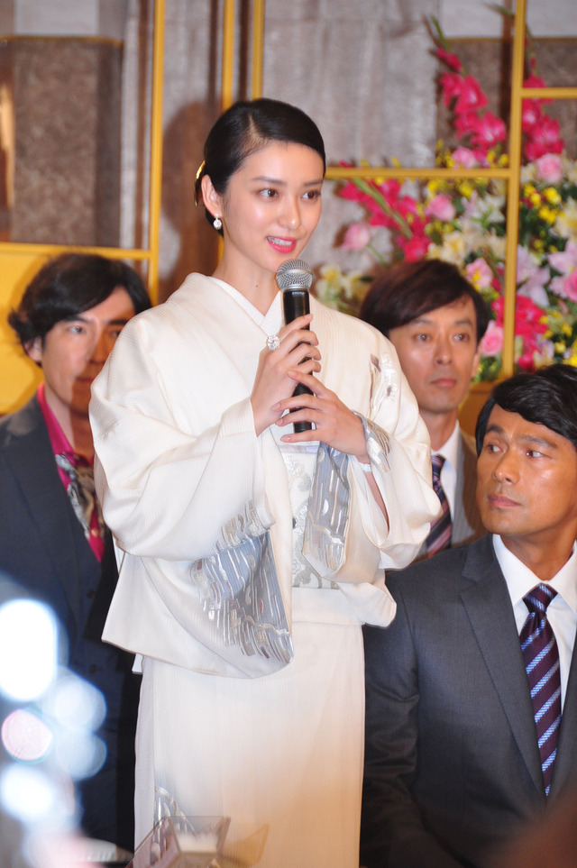 武井咲／「黒革の手帖」制作発表会見