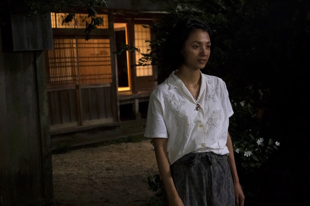 『海辺の生と死』　(C)2017島尾ミホ/島尾敏雄/株式会社ユマニテ