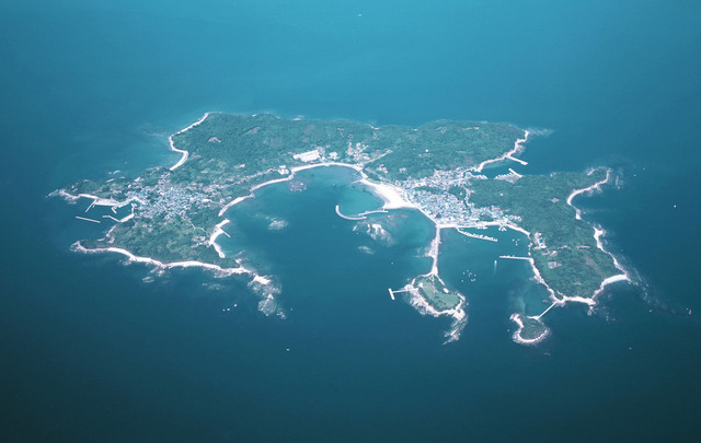 愛知県西尾市「佐久島」／「夜空と交差する森の映画祭2017」