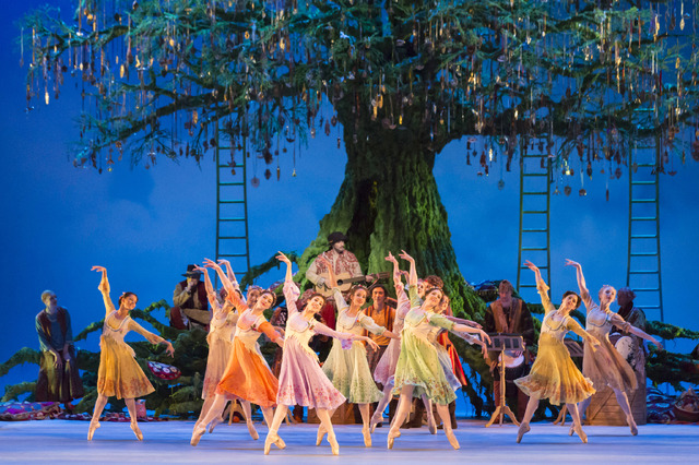 「冬物語」Artists of The Royal Ballet in Christopher Wheeldon's The Winter's Tale （c）ROHJohan Persson, 2014