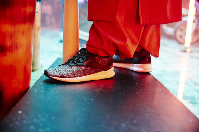 「Reebok CLASSIC ZOKU RUNNER」