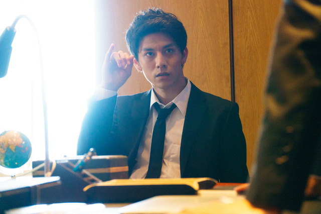 『闇金ドッグス6』 (C)2017「闇金ドッグス6＆7」製作委員会