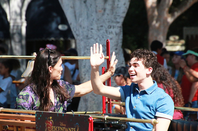 『ディセンダント2』若手スターたちがパレード！