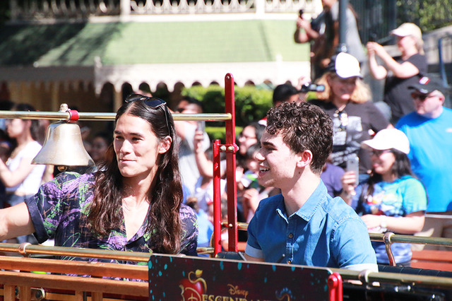 『ディセンダント2』若手スターたちがパレード！