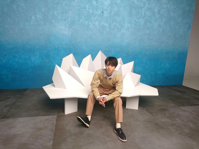 高杉真宙オフショット「剣と魔法のログレス いにしえの女神」TV-CM (C)Marvelous Inc. Aiming Inc.