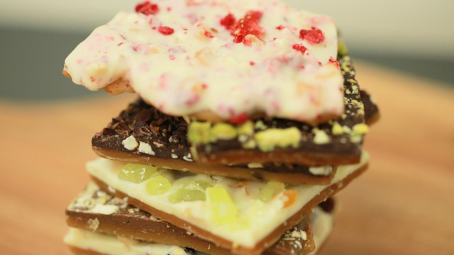 サクサク食感がクセになる！ 最新スイーツ”トフィー”とは？