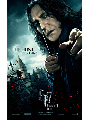 スネイプ  -(C) 2010 Warner Bros. Ent.Harry Potter Publishing Rights (C) J.K.R. Harry Potter characters, names and related indicia are trademarks of and (C) Warner Bros. Ent. All Rights Reserved.