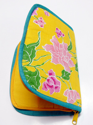 coco and ginger × 「愛する人」母子手帳ケース