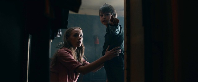 『ゴースト・ブライド』(C)2017, Force Media LLC