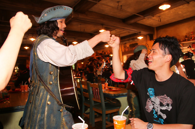 「パイレーツ・キャンティーナ・フィエスタ」