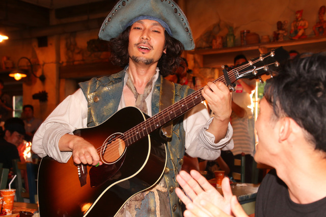 「パイレーツ・キャンティーナ・フィエスタ」