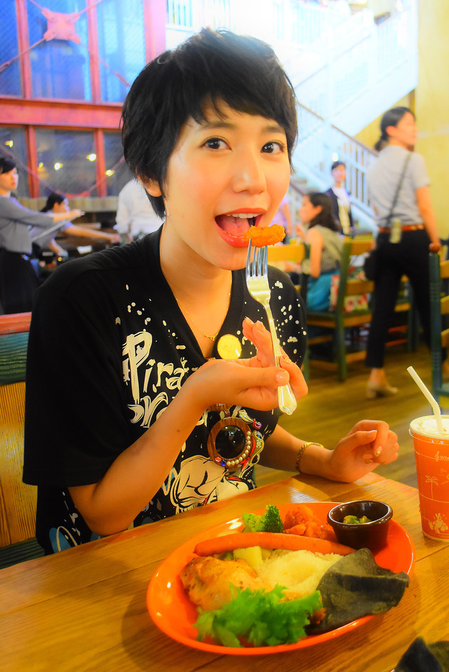 「パイレーツ・キャンティーナ・フィエスタ」