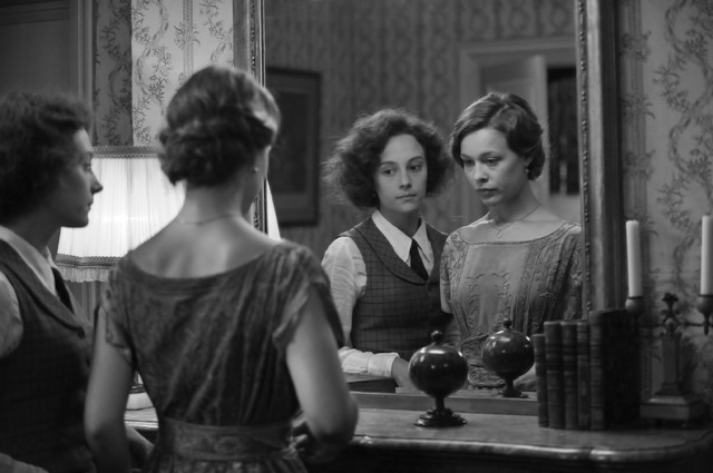 『婚約者の友人』 (C)2015 MANDARIN PRODUCTION-X FILME-MARS FILMS-FRANCE 2 CINEMA-FOZ-JEAN-CLAUDE MOIREAU