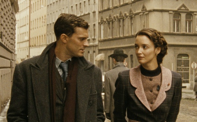 『ハイドリヒを撃て！「ナチの野獣」暗殺作戦』（C）2016 Project Anth LLC All Rights Reserved.