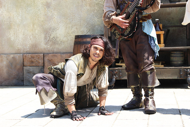 「個性豊かな海賊たちによるグリーティング」