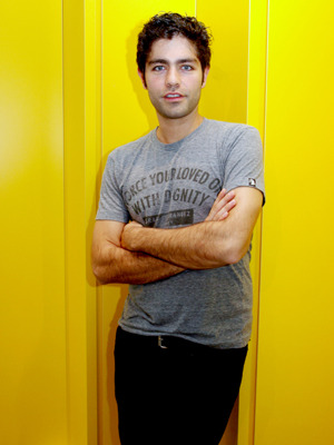 『ティーンエイジ・パパラッチ』　エイドリアン・グレニアー