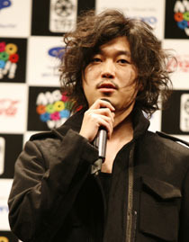 東京国際映画祭コンペティション『松ヶ根乱射事件』記者会見　サブ１