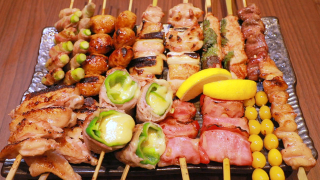 「焼き鳥屋」のイメージを覆す!? 野菜たっぷりヘルシー焼き鳥