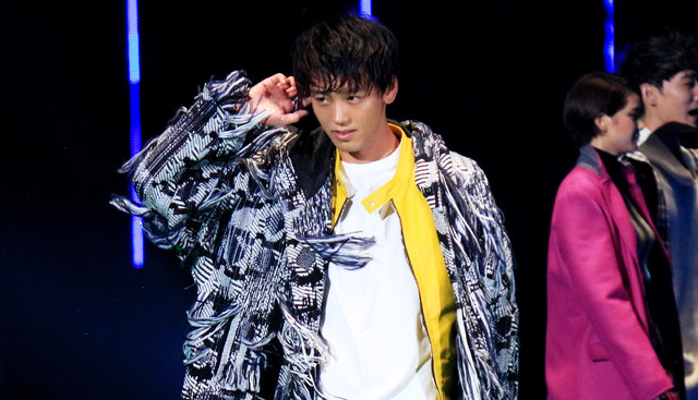 -(C)マイナビ presents TGC 2017 A/W