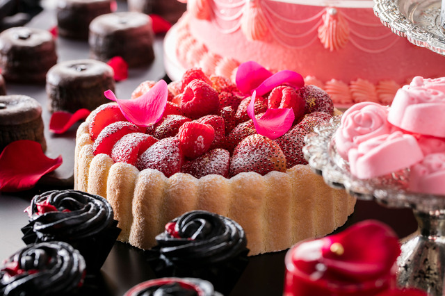 デザートブッフェ「マリー・アントワネット La Finale」