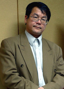 『ジーン・ワルツ』原作者・海堂尊インタビュー