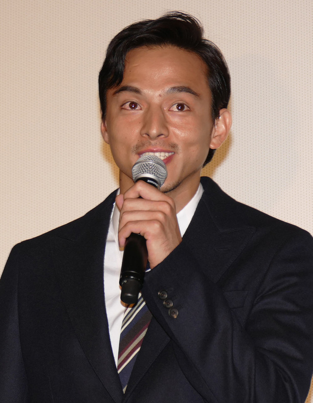 満島真之介／『三度目の殺人』初日舞台挨拶
