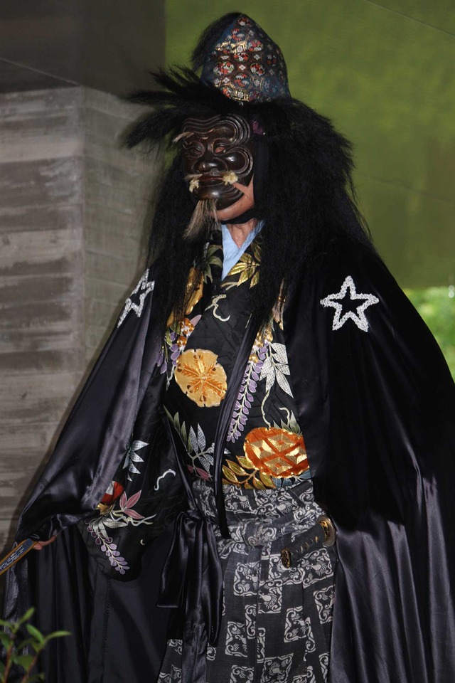 『スター・ウォーズ／最後のジェダイ』平等院成功祈願 in 京都・平等院