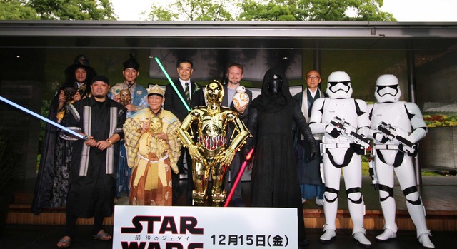 『スター・ウォーズ／最後のジェダイ』平等院成功祈願 in 京都・平等院